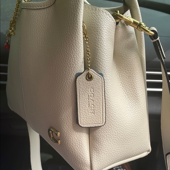 Coach Cream and Gold Shoulder Bag with Structured Design - Picture 2 of 2